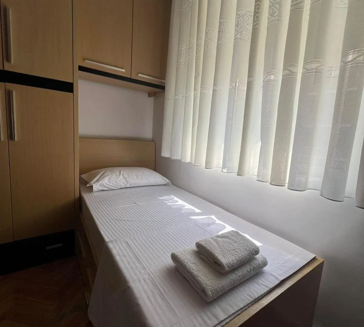 Central City Suite Berat 0*,