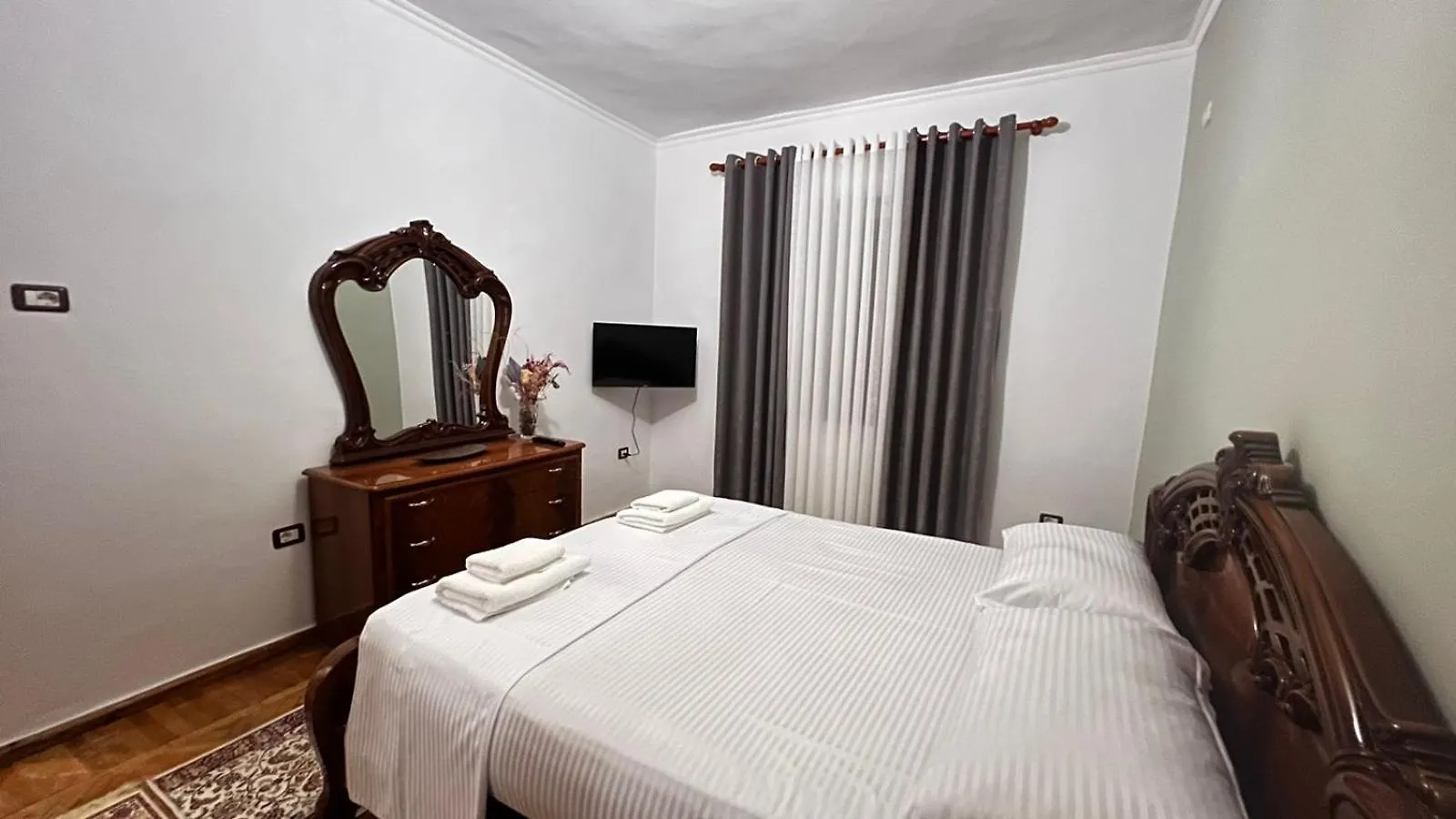 Central City Suite Berat Apartment