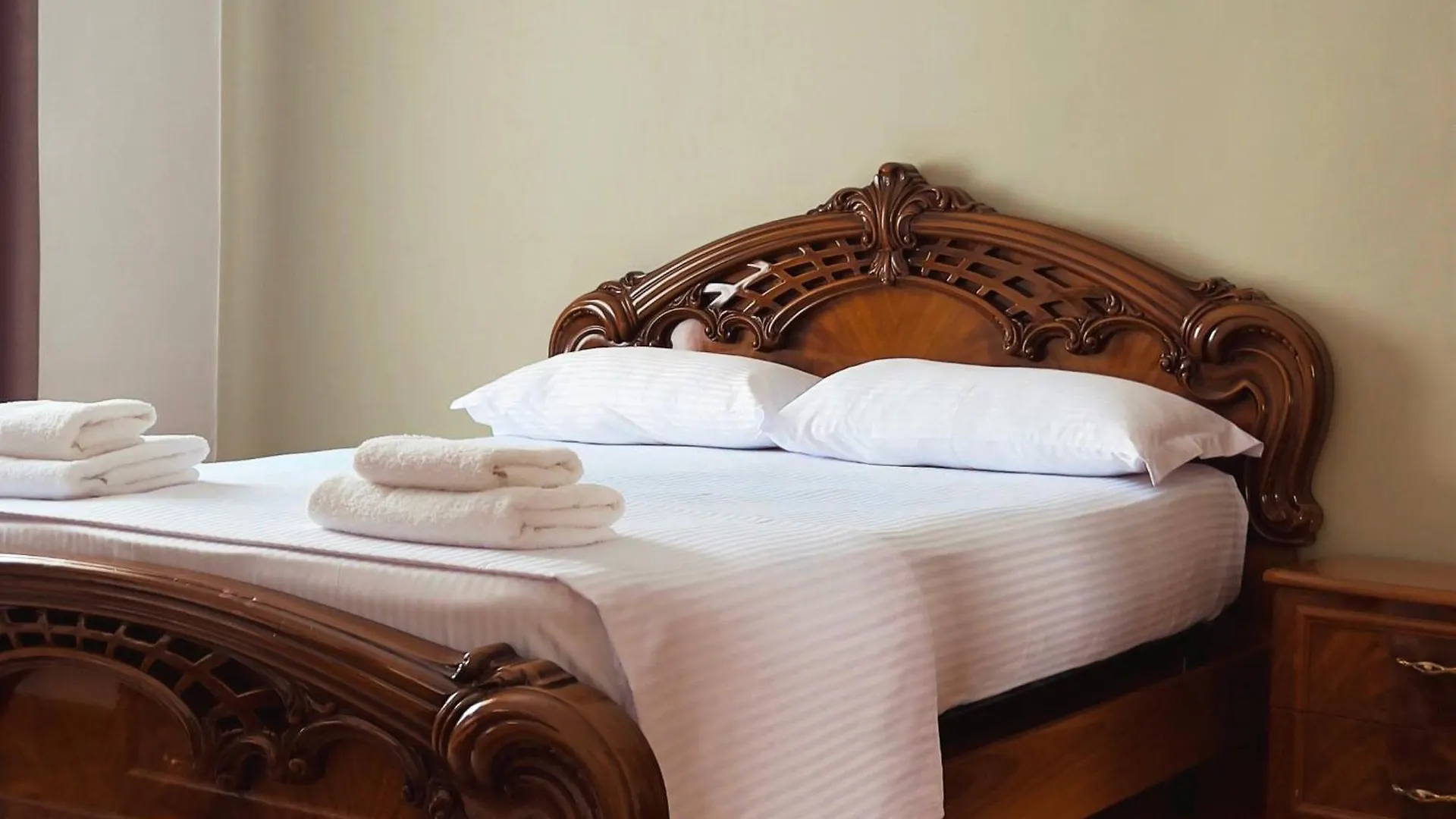 Central City Suite Berat 0*,  Albanien