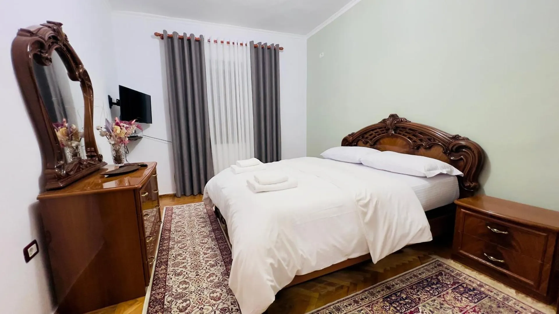 Apartment Central City Suite Berat