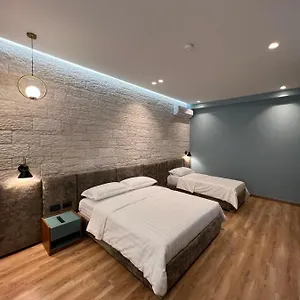 Bujtina Apsus Hotel